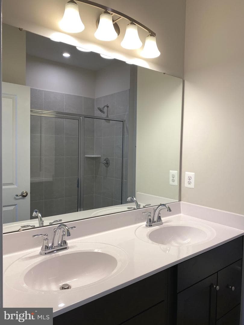 1110 Spur Lane photo 11
