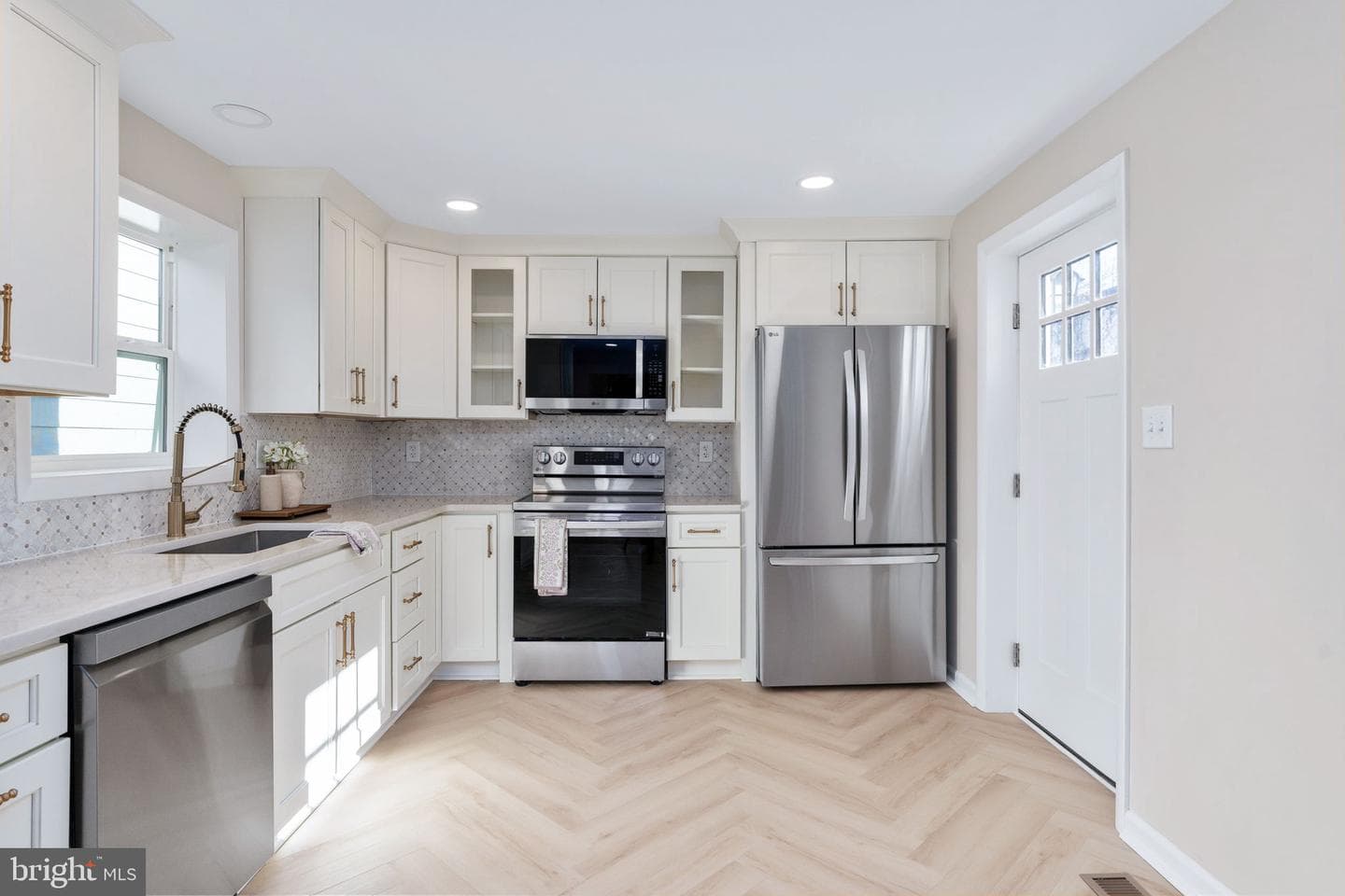 1315 Charles Street photo 10