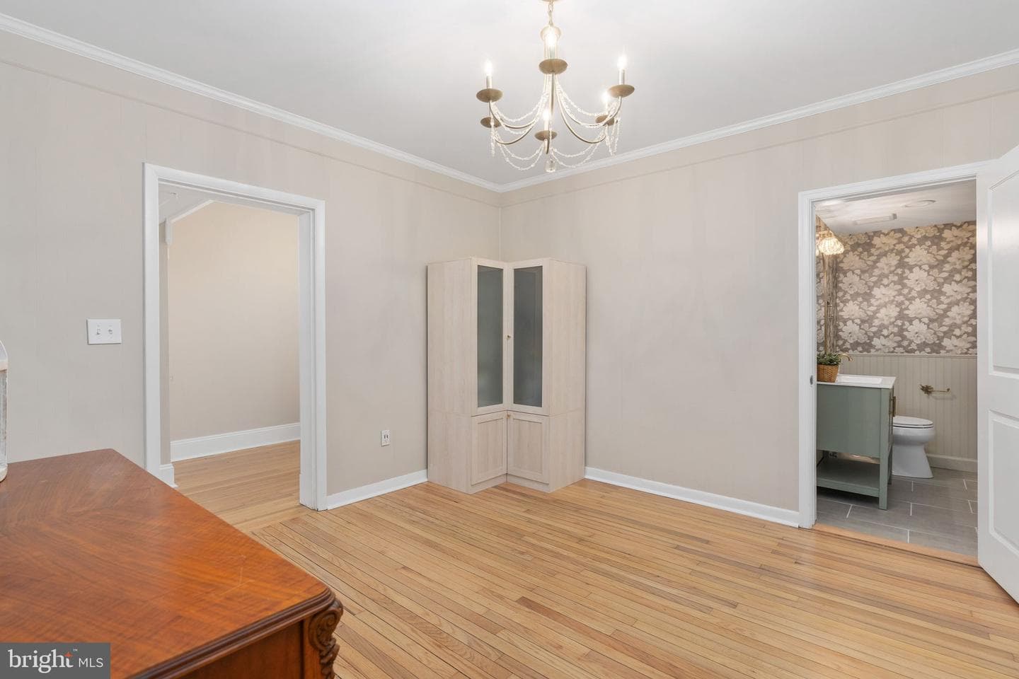 1315 Charles Street photo 22
