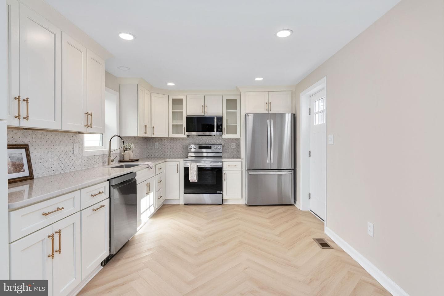 1315 Charles Street photo 9