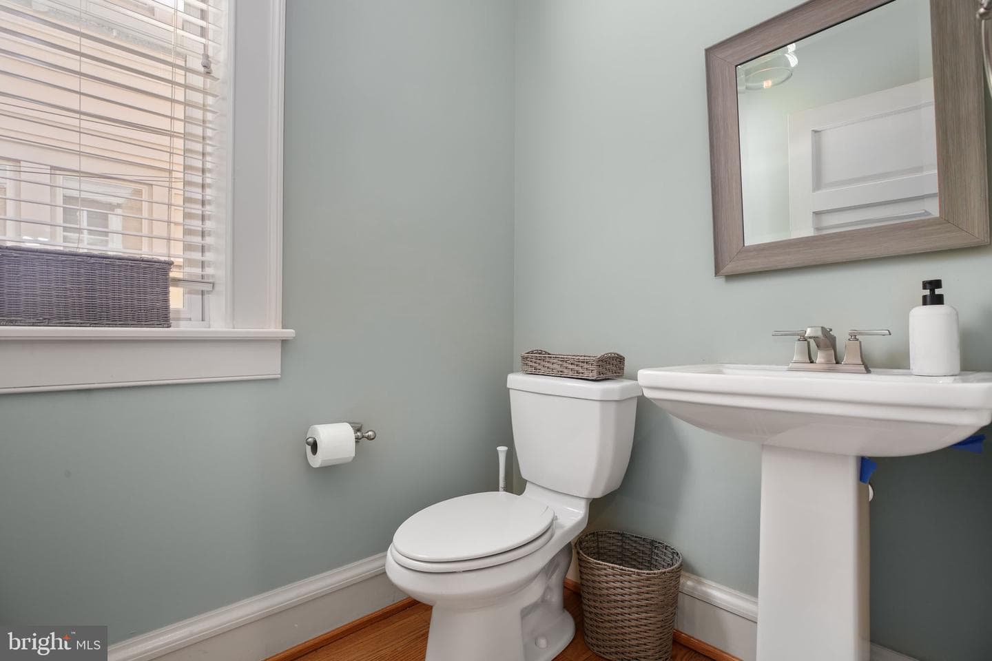 1111 Prince Edward Street photo 27