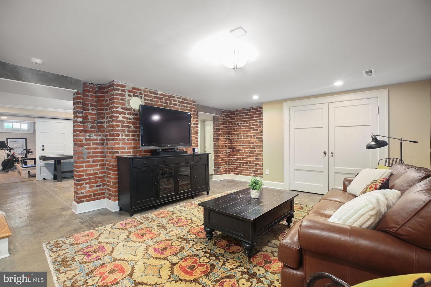 1111 Prince Edward Street photo 67