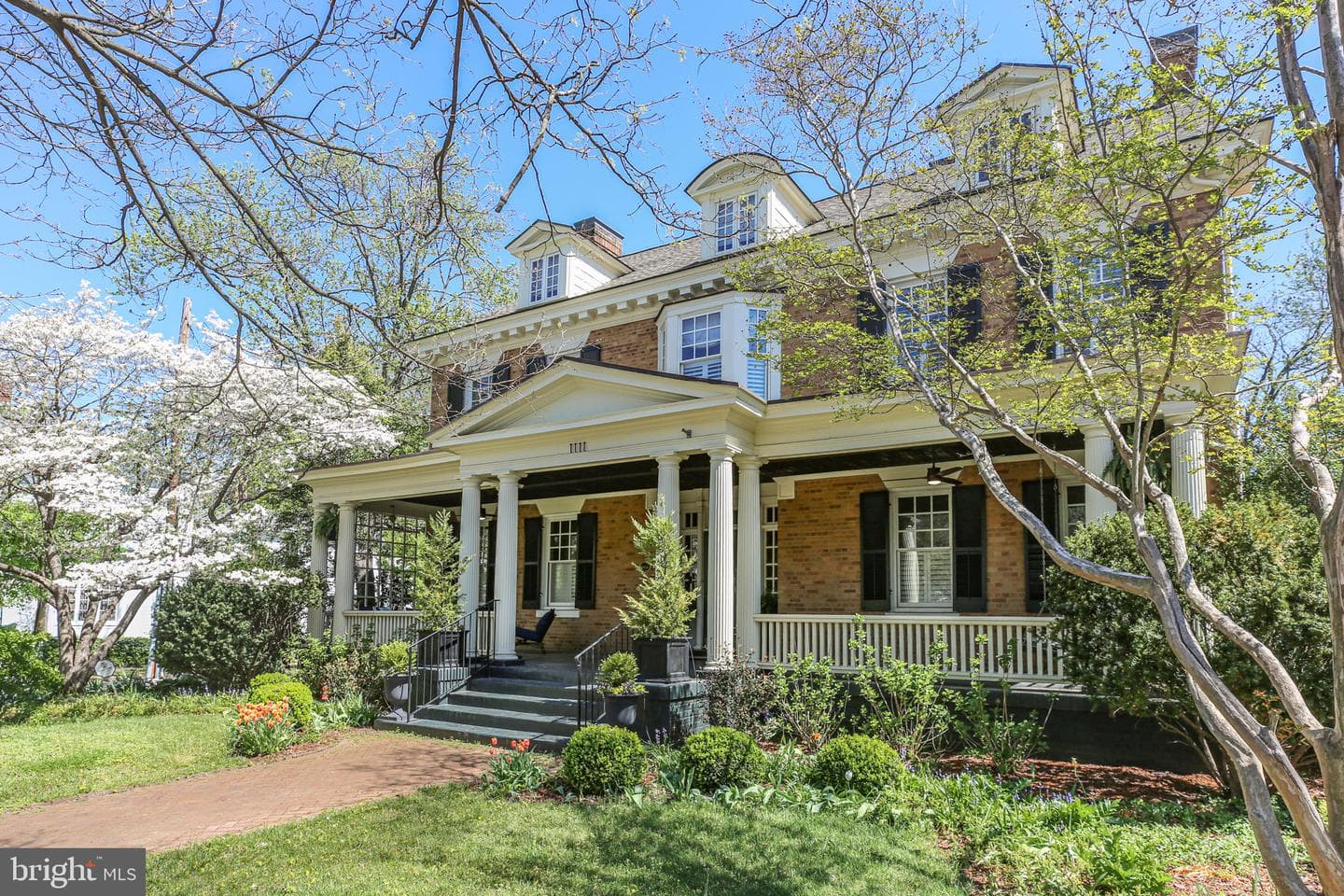 1111 Prince Edward Street photo 92