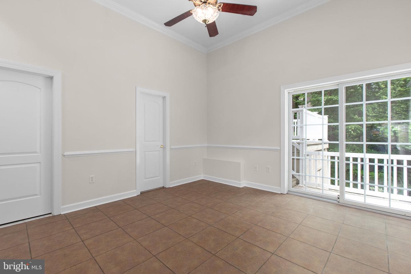 1001 Featherston Court photo 83