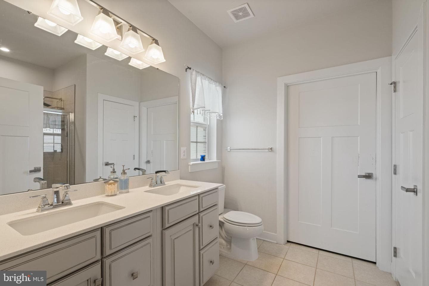 1601 Rampart Drive photo 22