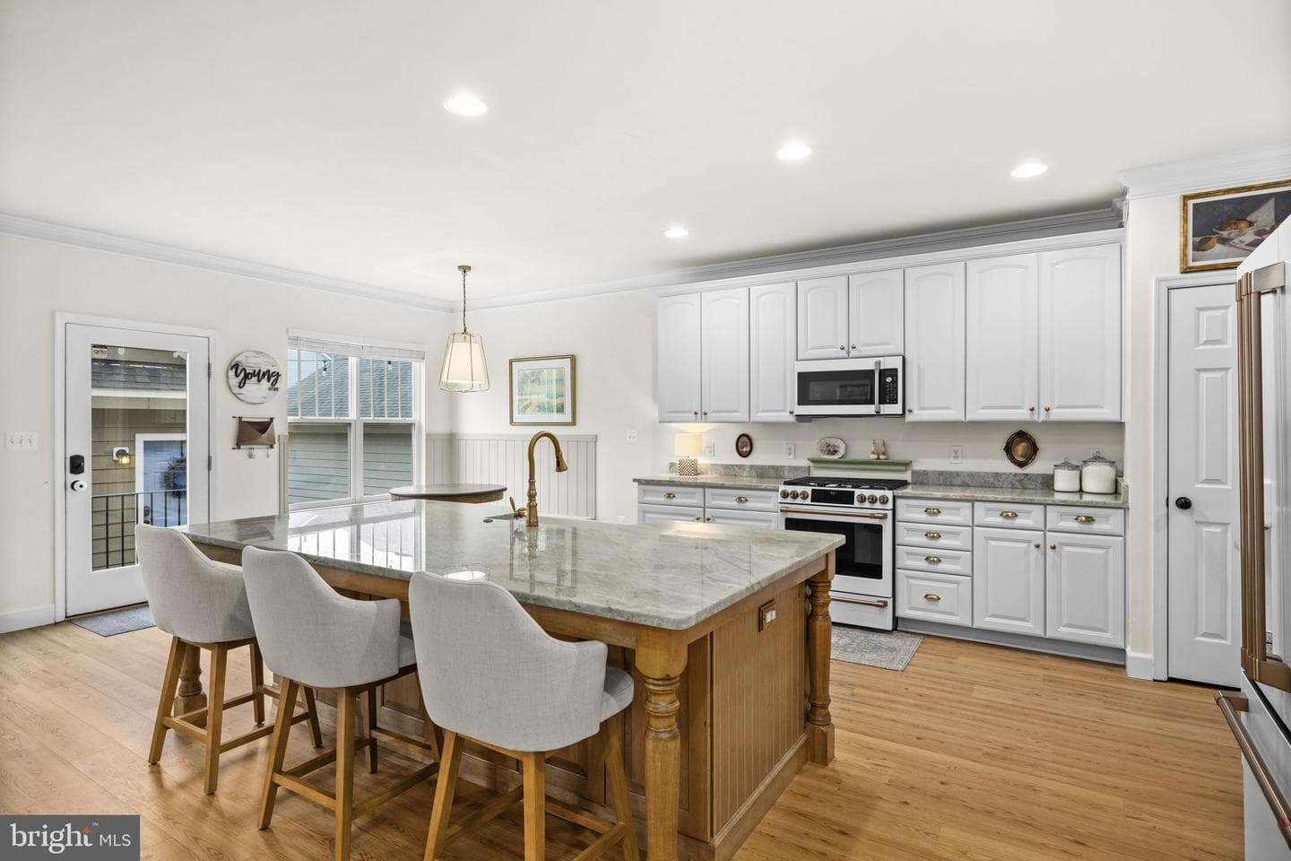 1304 Brigadier Drive photo 3