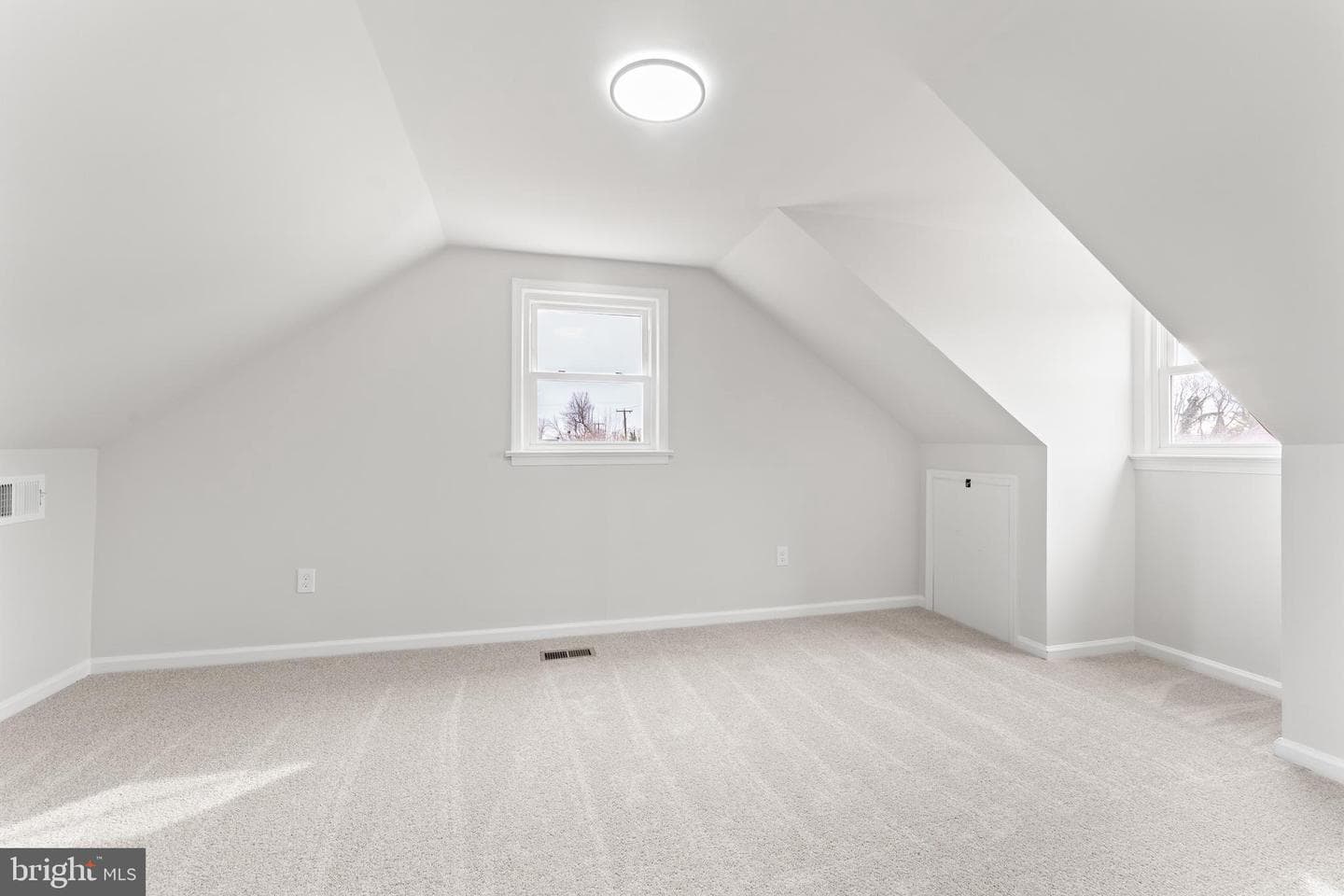 423 Mckinney Street photo 21