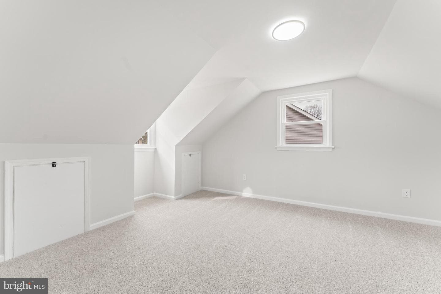 423 Mckinney Street photo 22