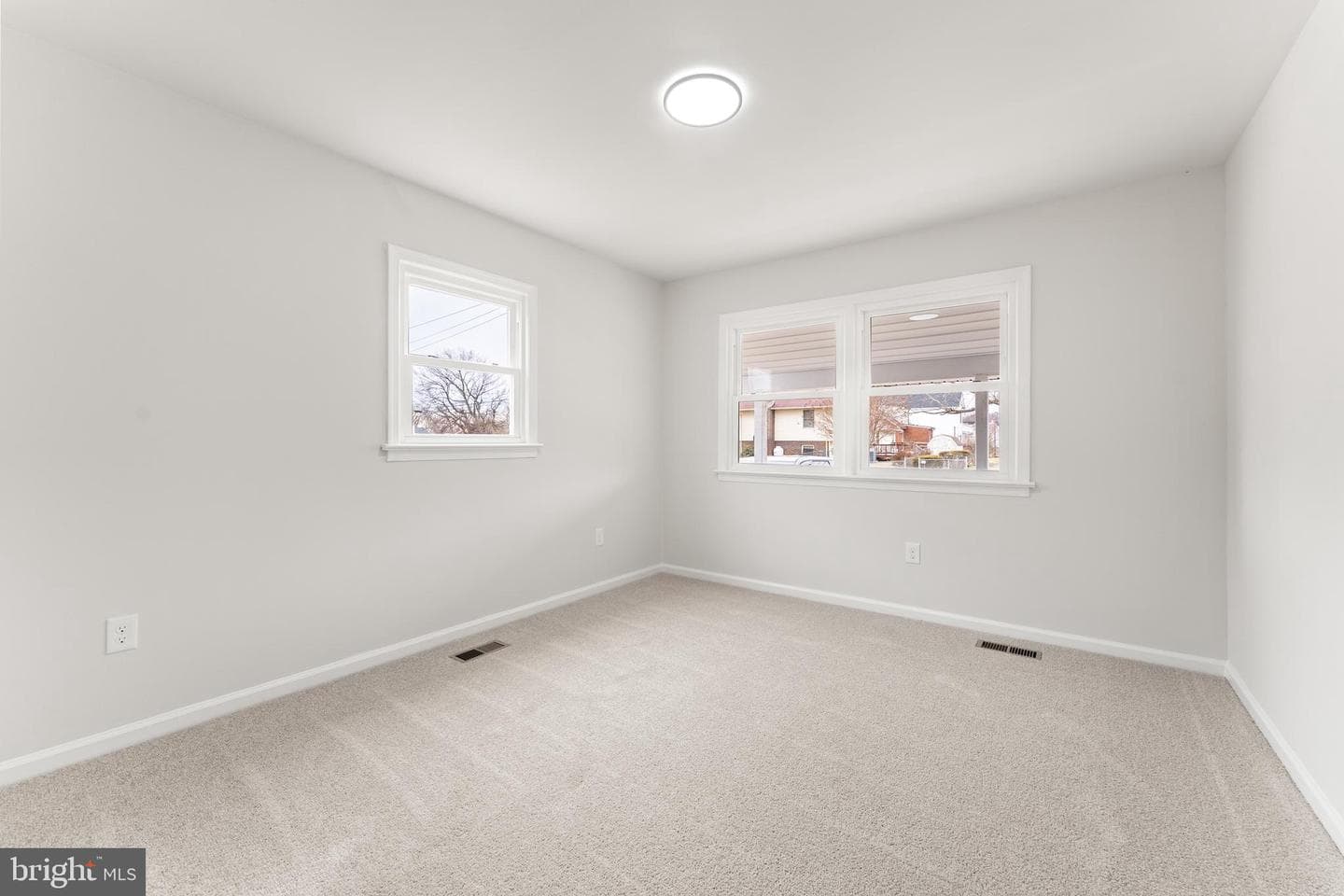 423 Mckinney Street photo 23