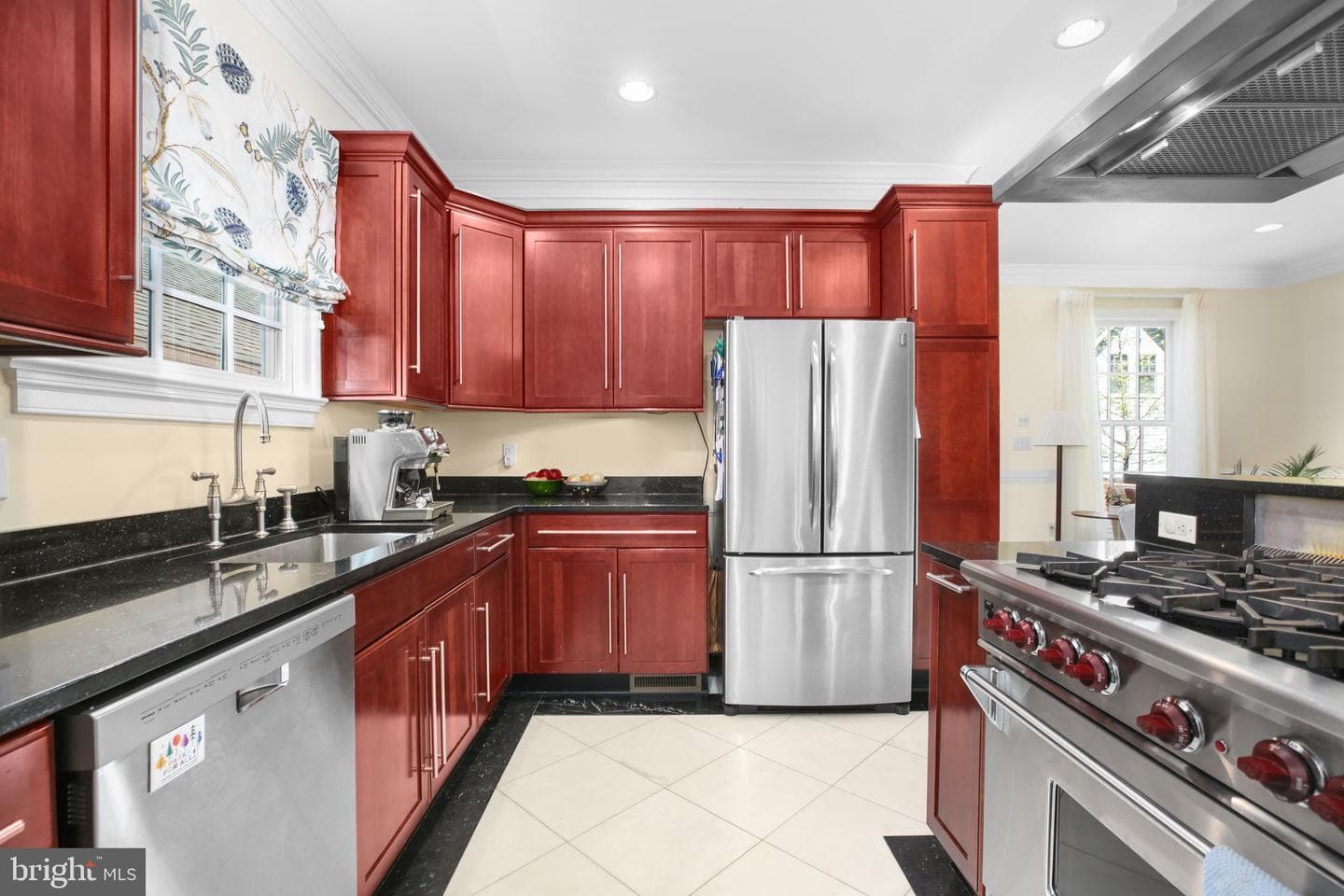 211 Fauquier Street photo 4