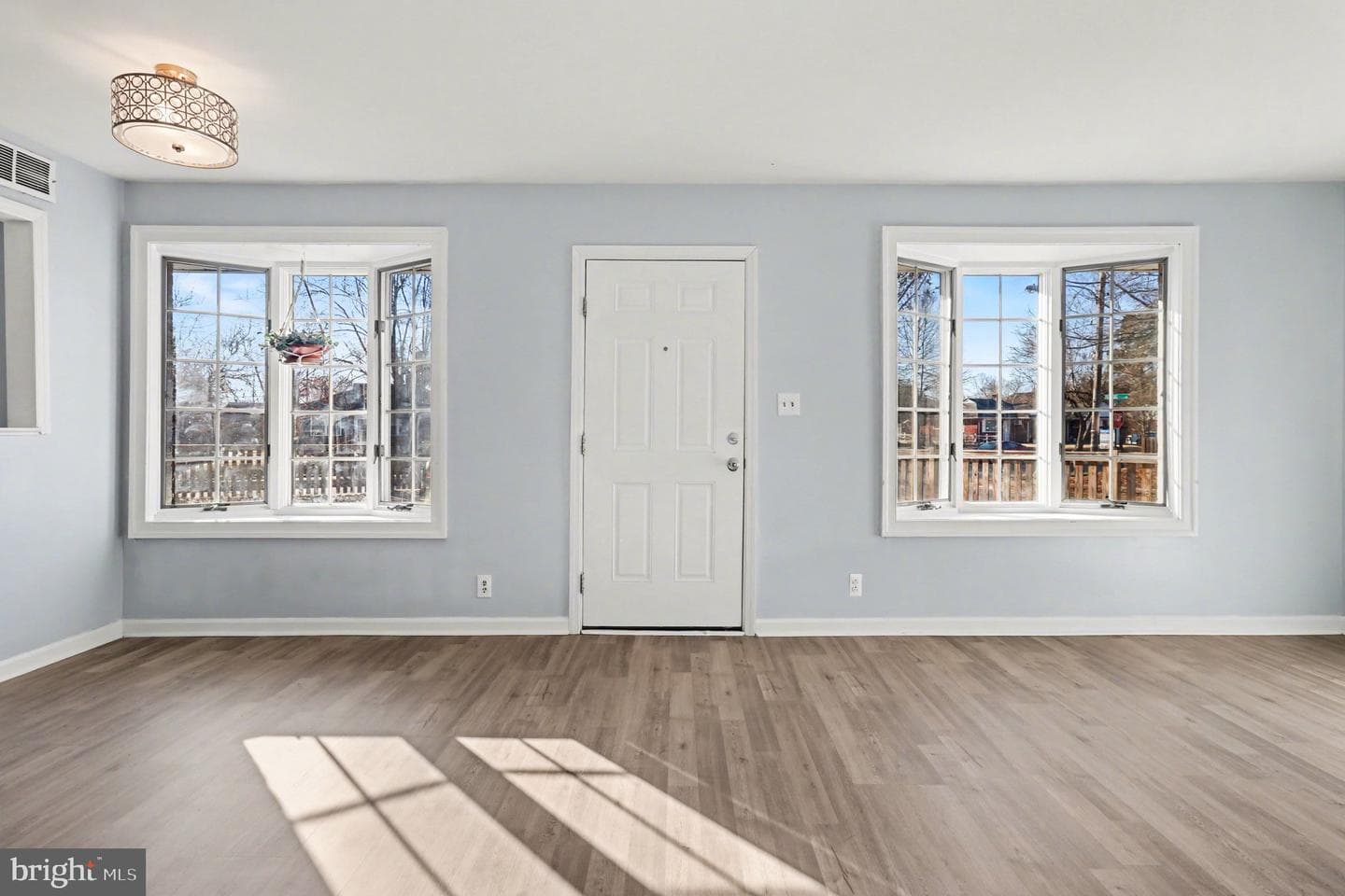 509 Hanson Avenue photo 3