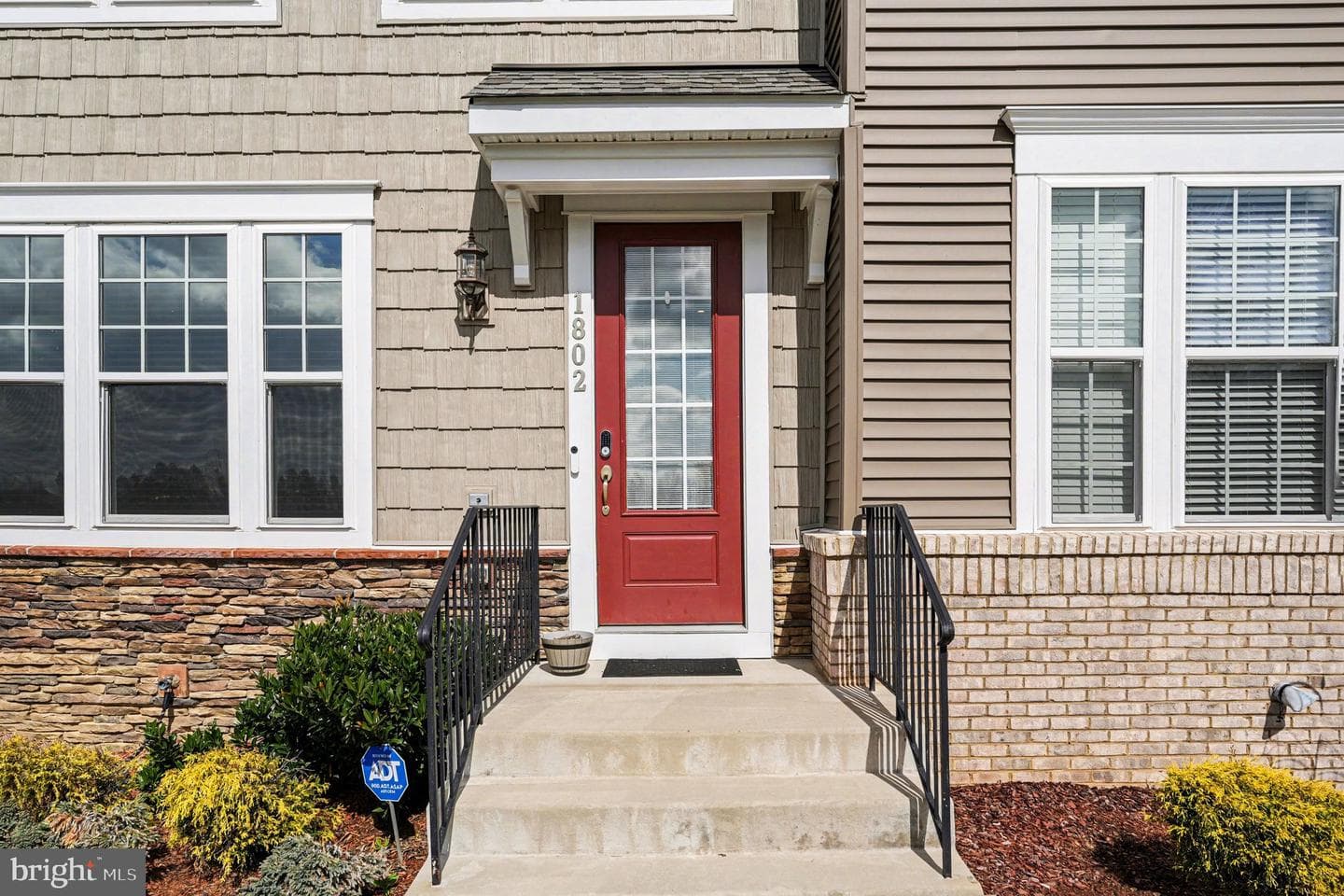 1802 Briscoe Lane photo 2