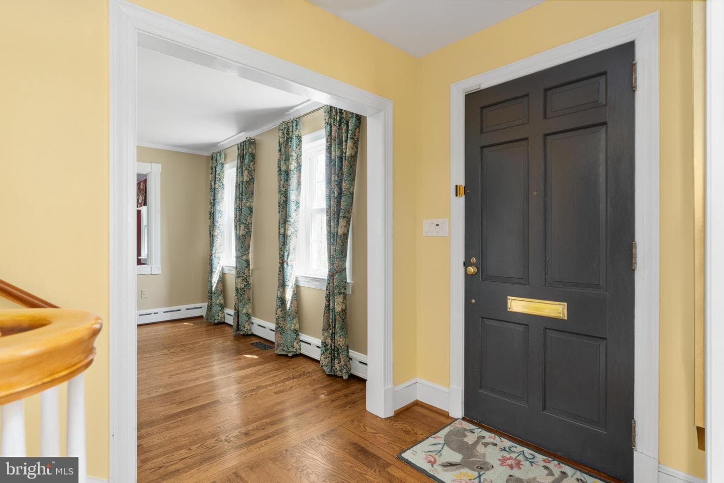 909 Mortimer Avenue photo 10