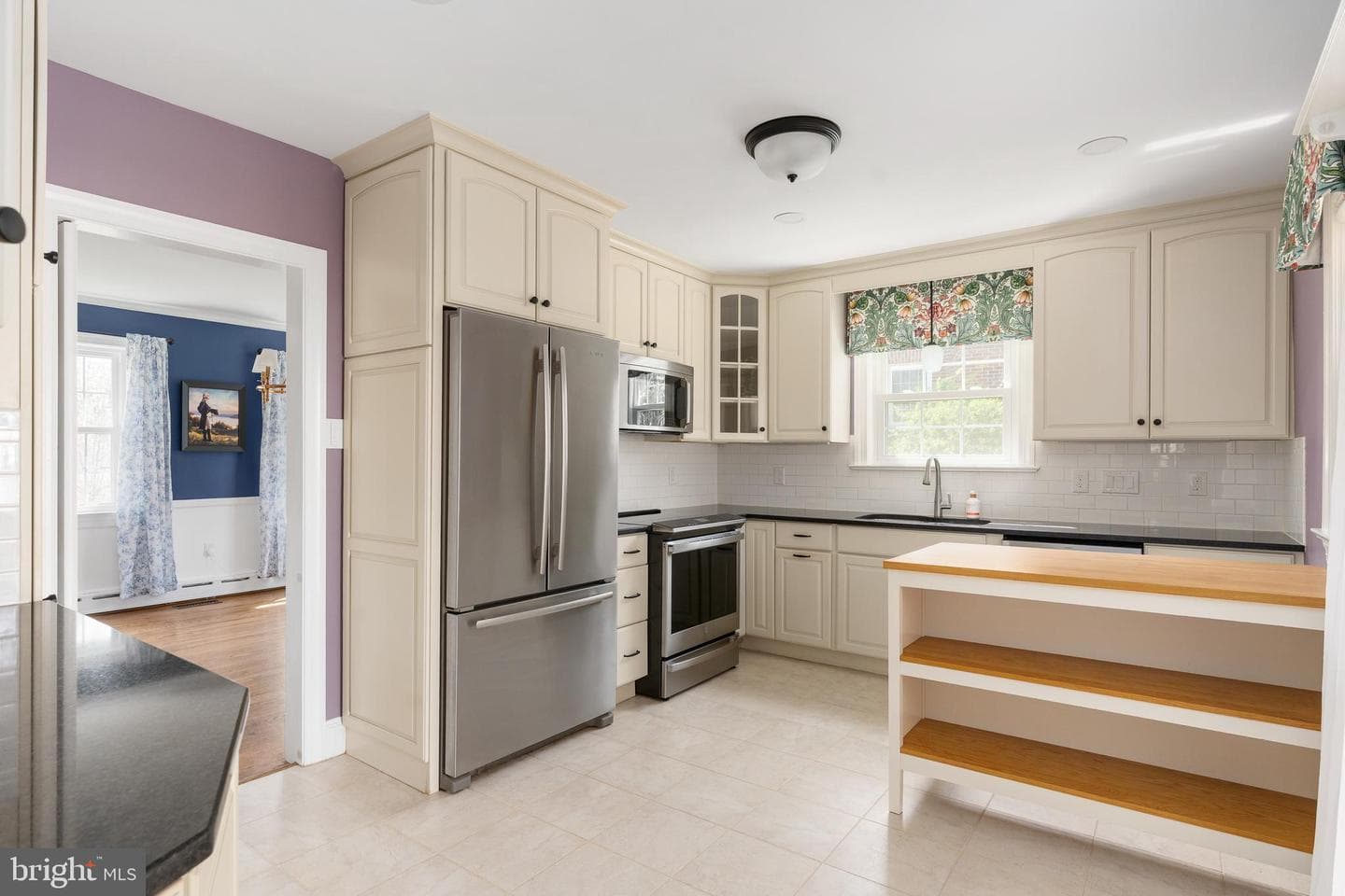 909 Mortimer Avenue photo 23