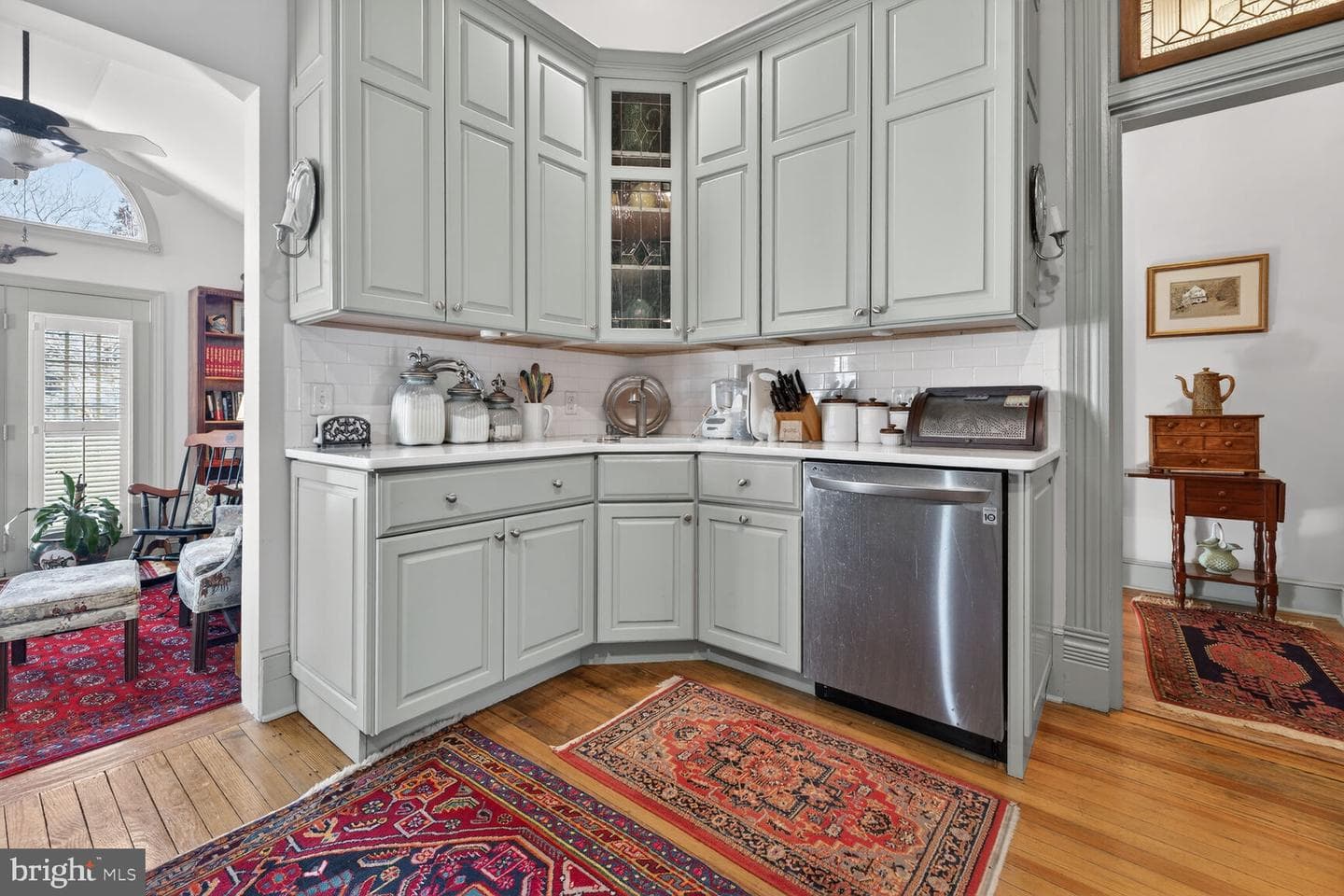 1305 Washington Avenue photo 17