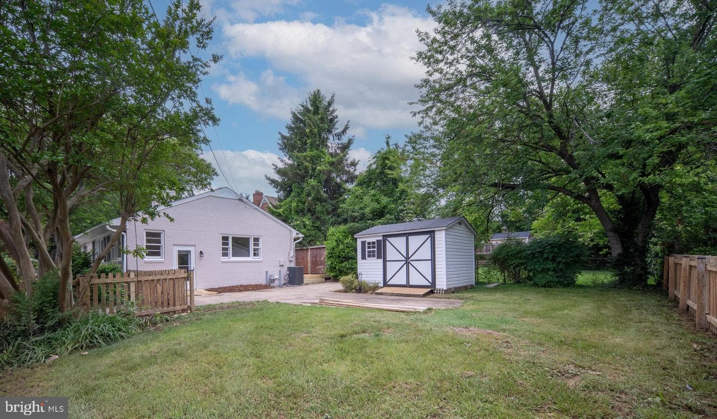 1321 Dandridge Street photo 37