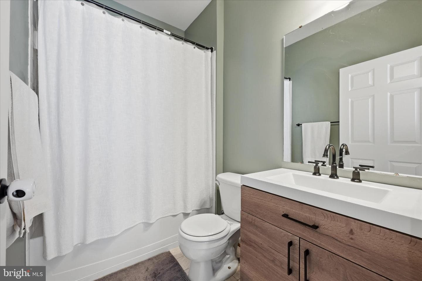 1301 Graham Drive photo 12