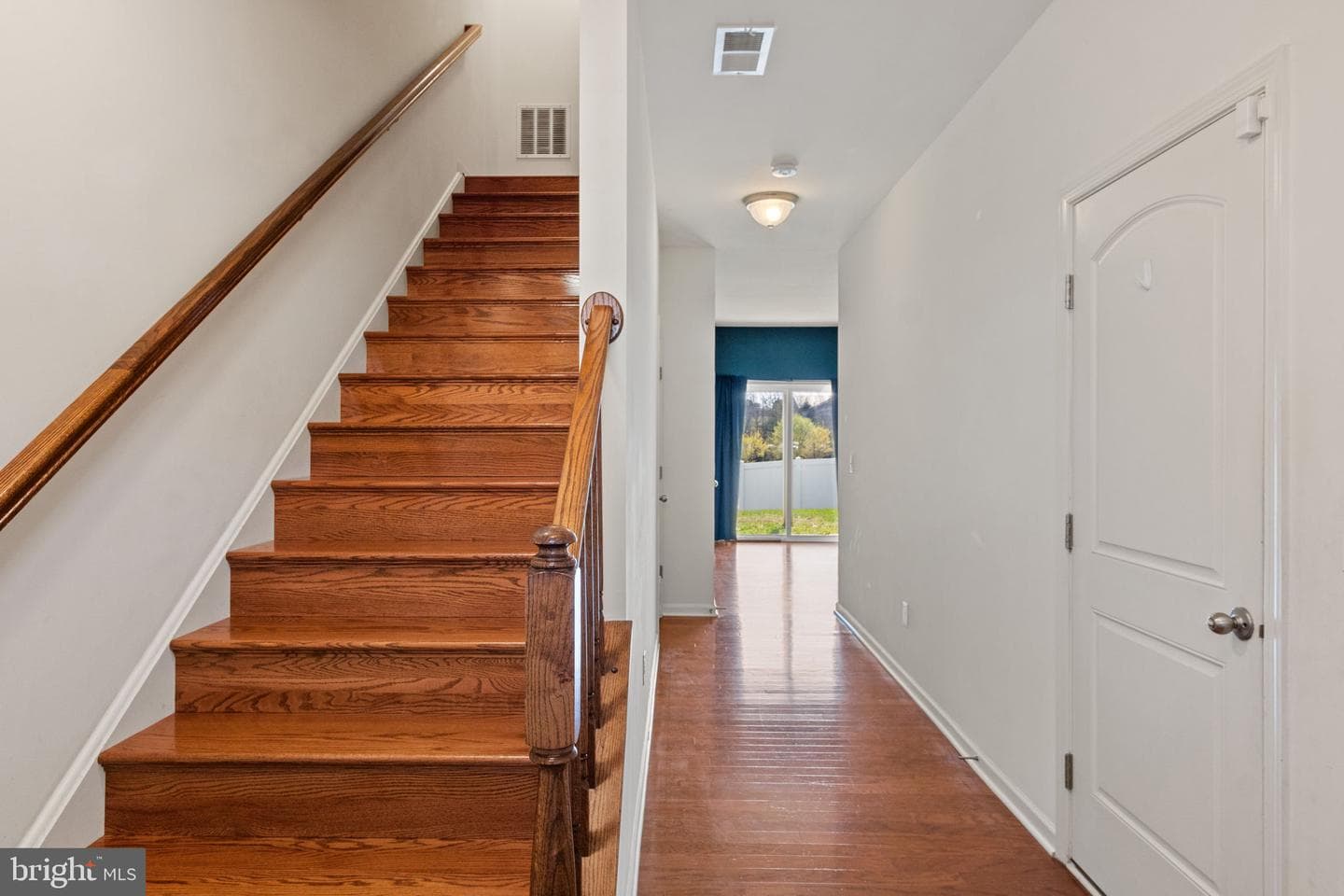 1428 Hudgins Farm Circle photo 4