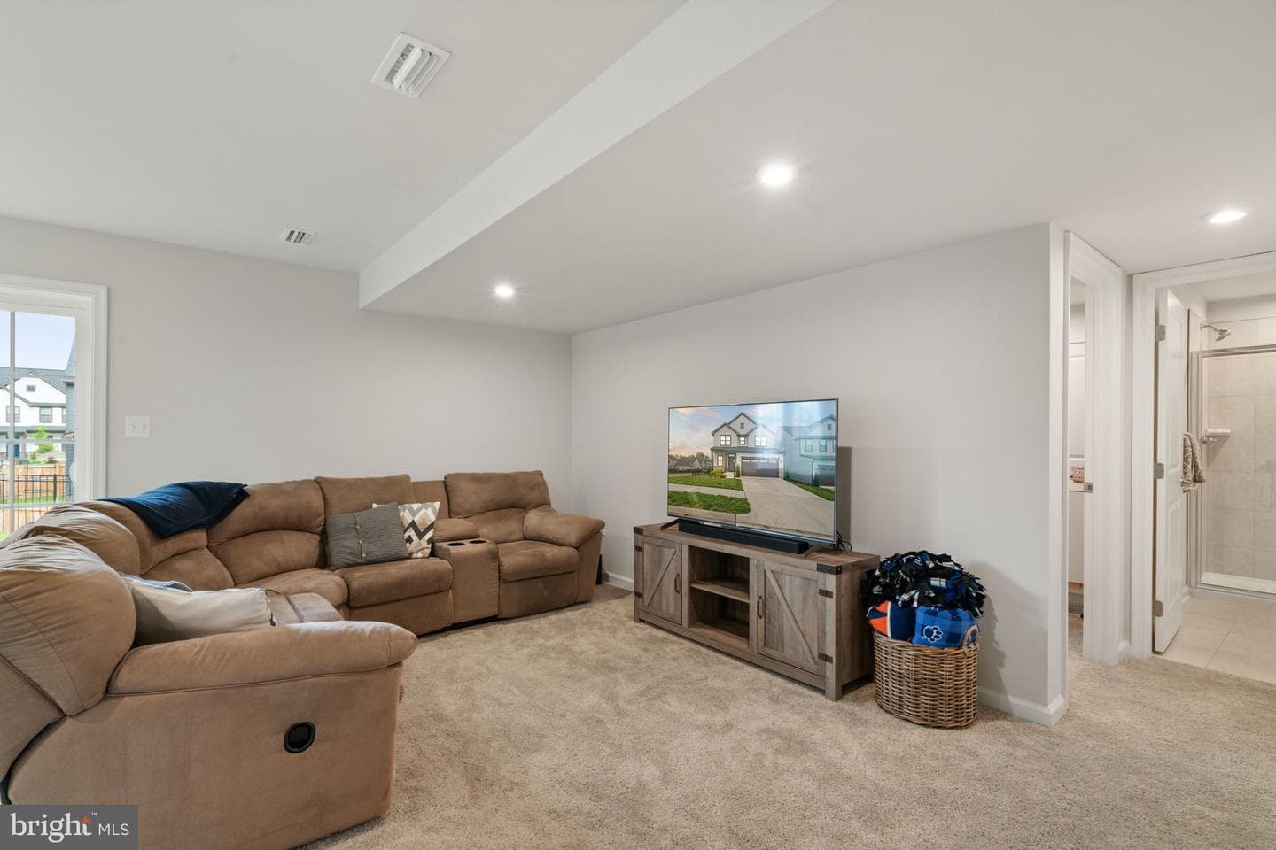 1507 Rampart Drive photo 8