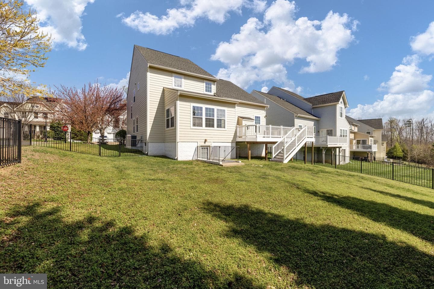 1016 Innis Drive photo 9