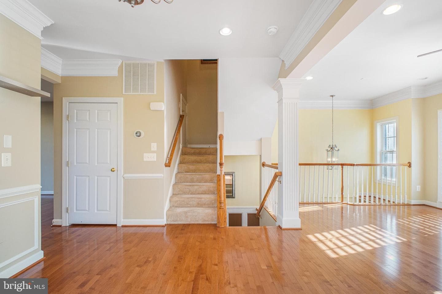 1029 Hotchkiss Place photo 14