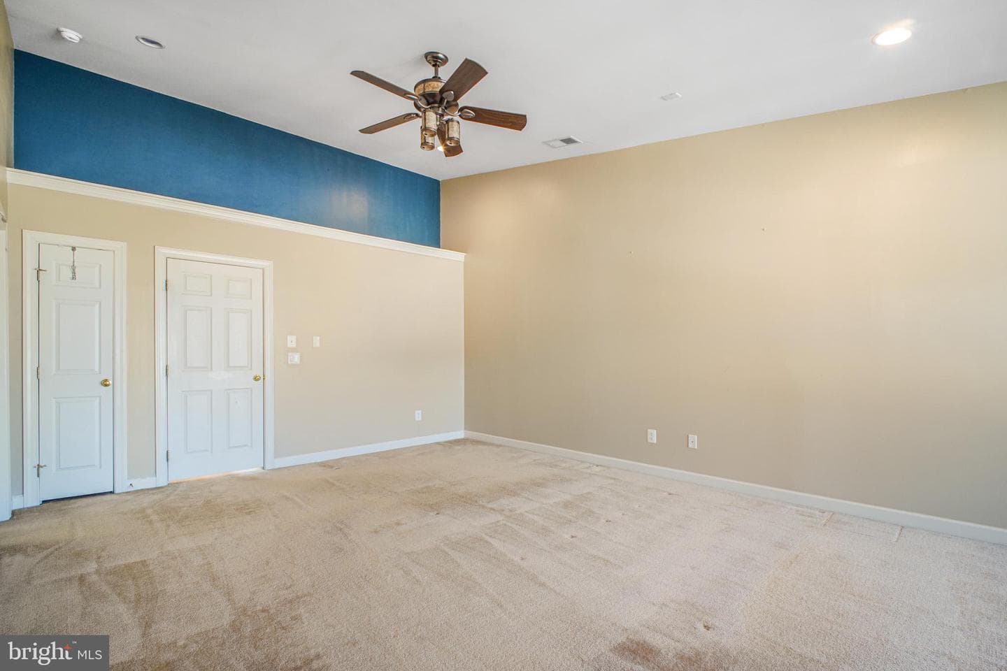 1029 Hotchkiss Place photo 34