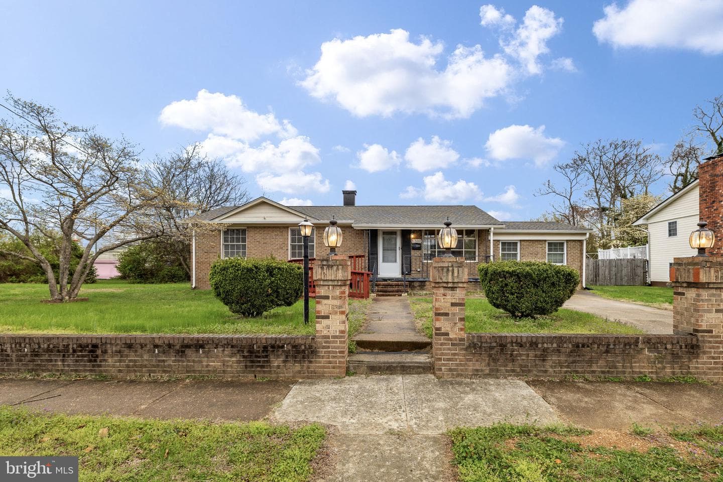 1306 Cardwell Street photo 1