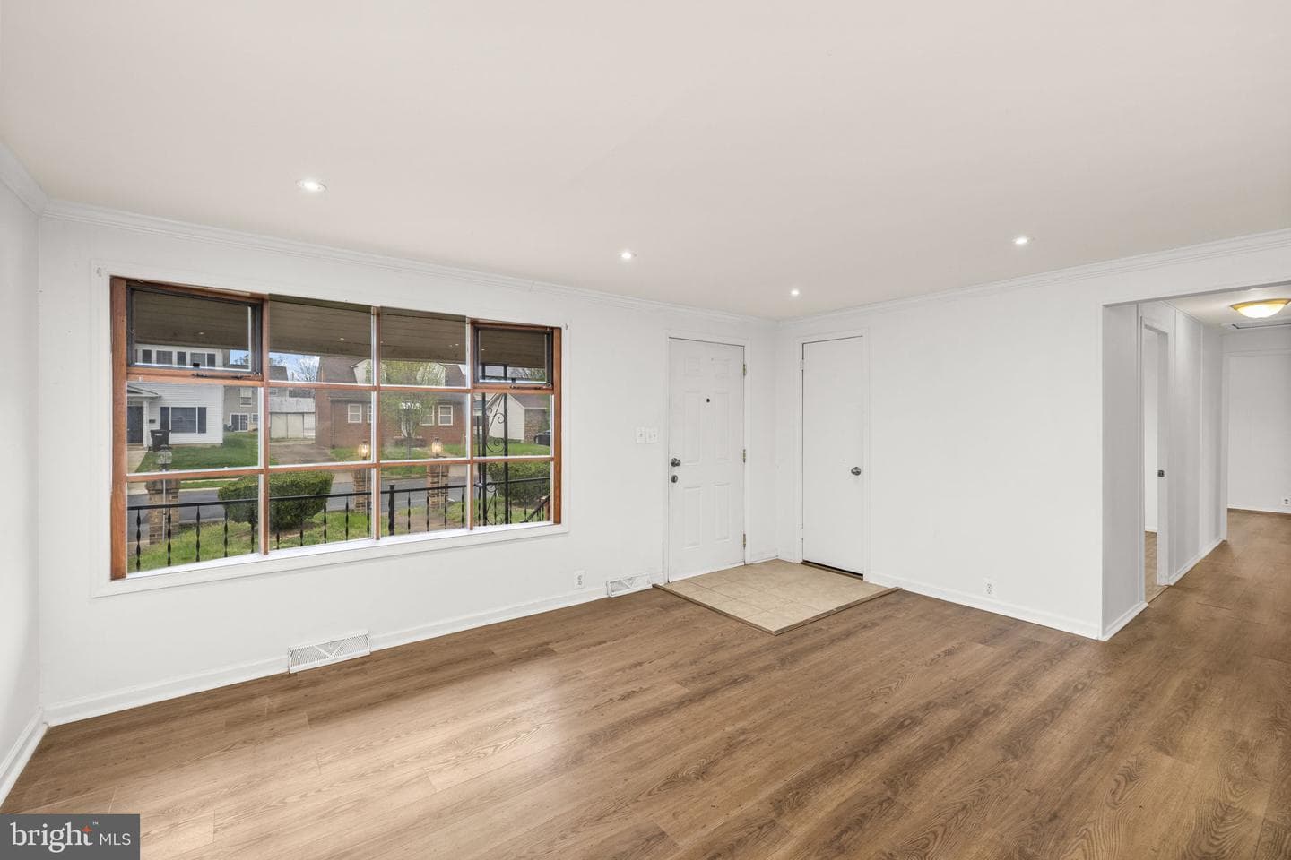 1306 Cardwell Street photo 18