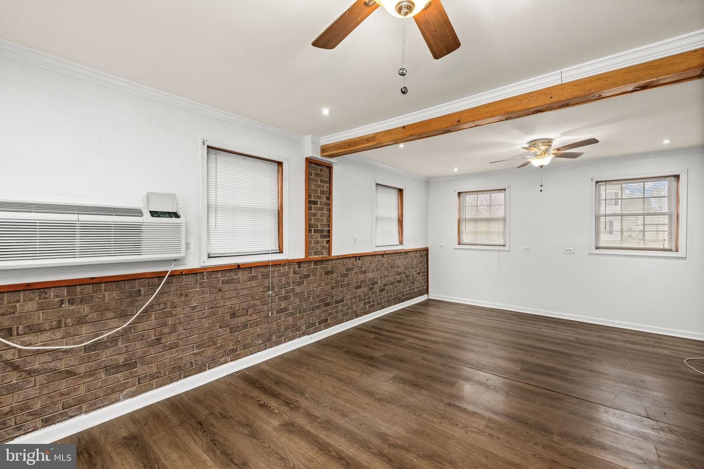 1306 Cardwell Street photo 31