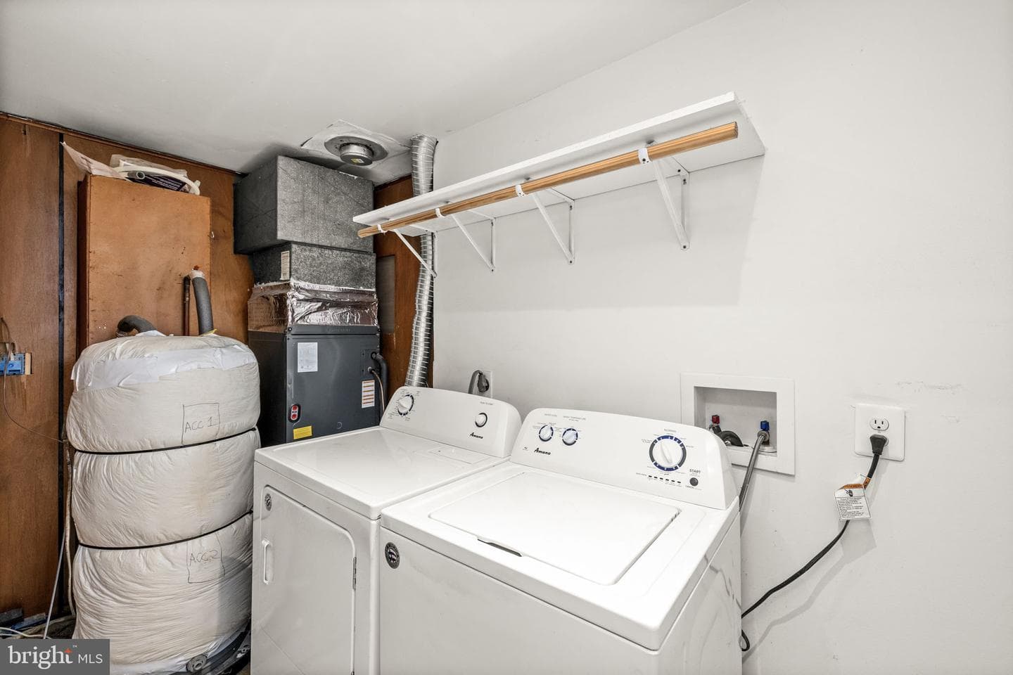 1306 Cardwell Street photo 33