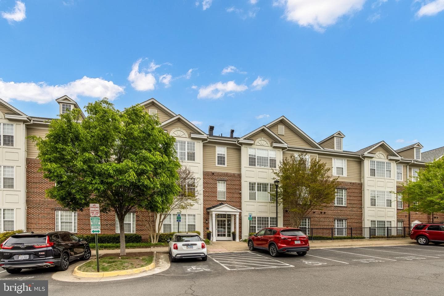 701 Cobblestone Boulevard #203 photo 30