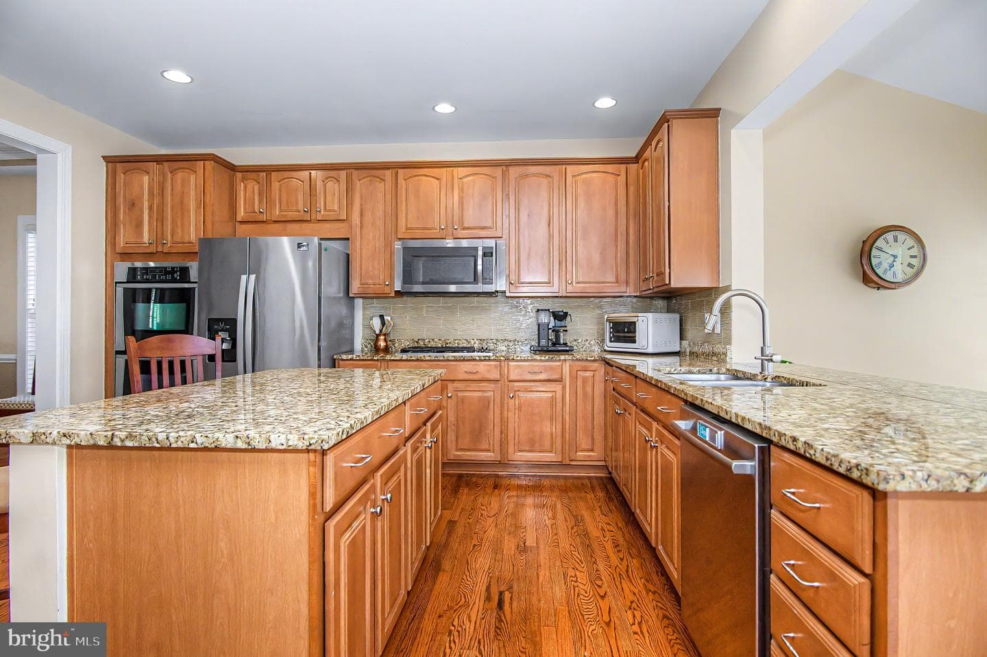 1003 Raymond Court photo 15