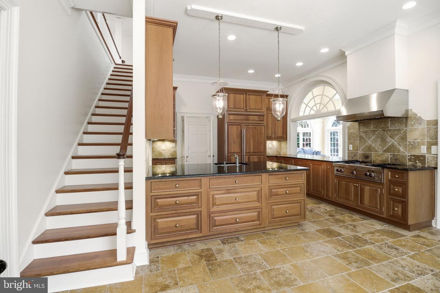 1711 Highland Road photo 15