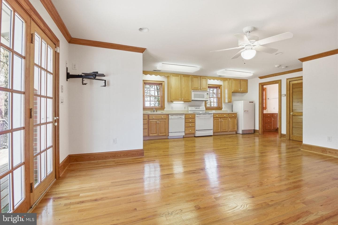 1711 Highland Road photo 37