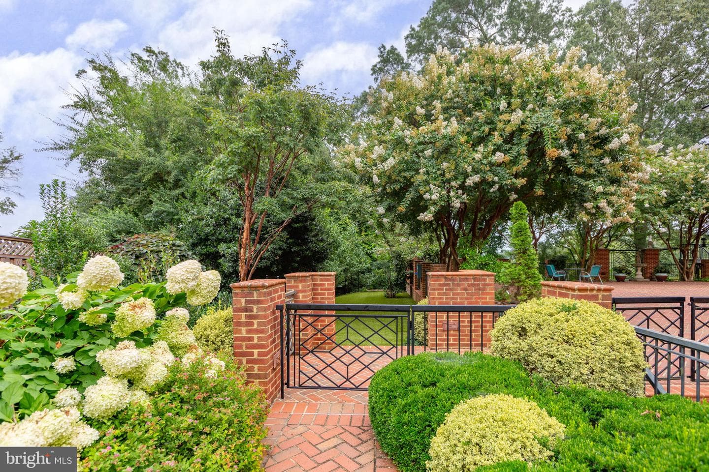 1711 Highland Road photo 45