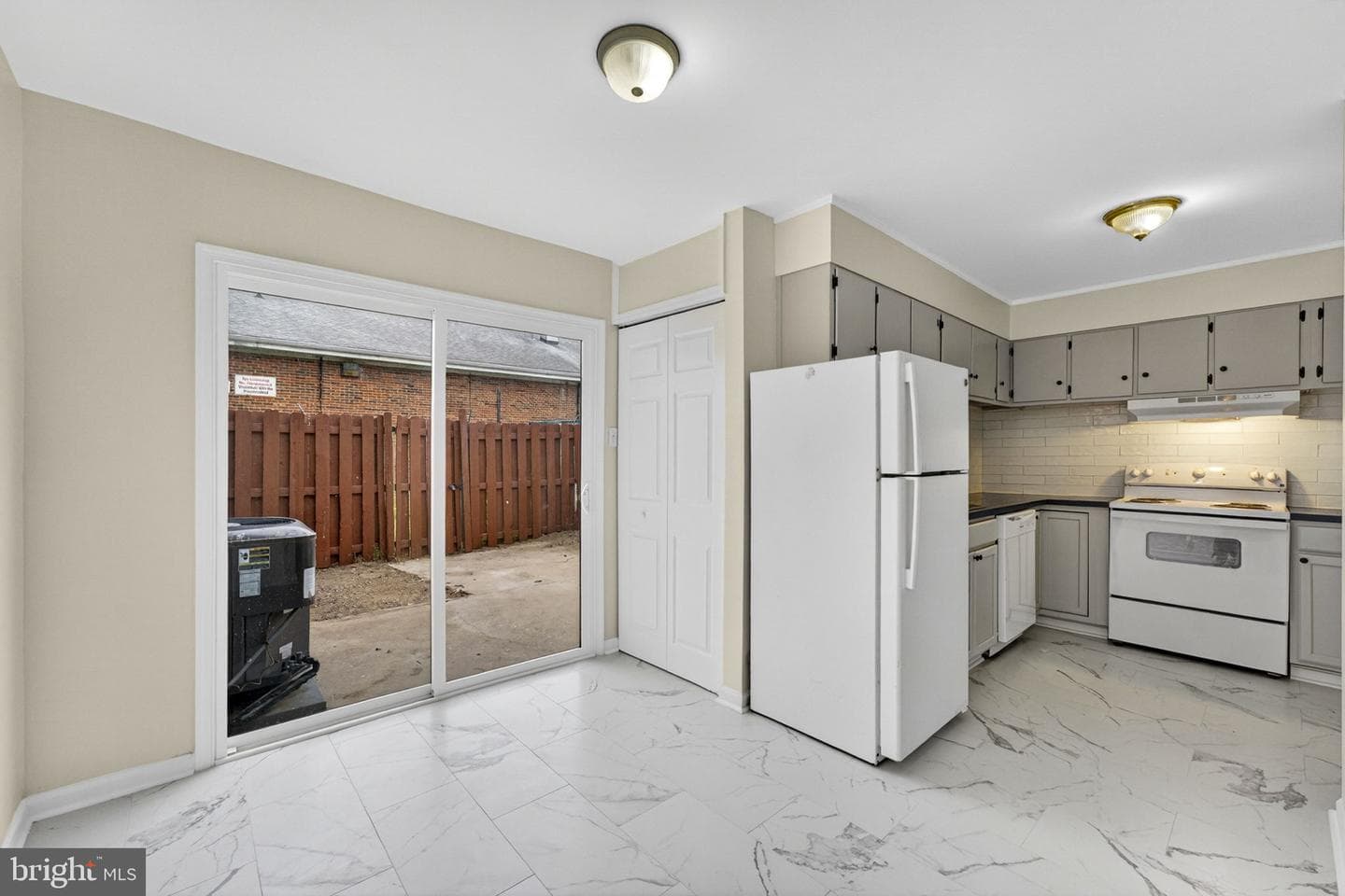 104 Hickok Circle photo 7