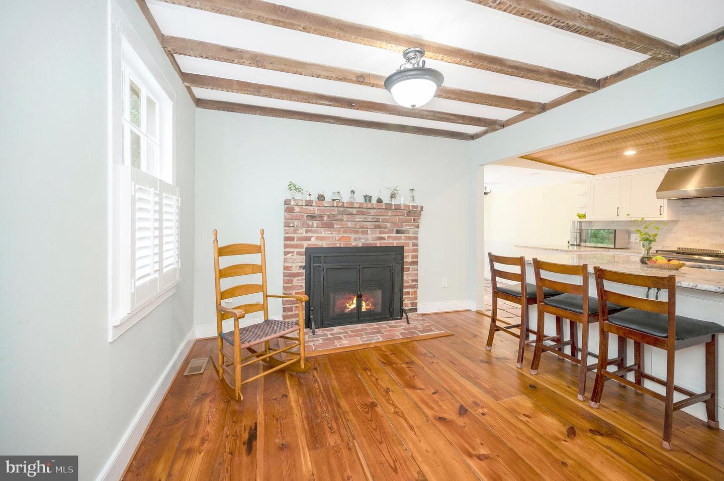 1102 Prince Edward Street photo 34