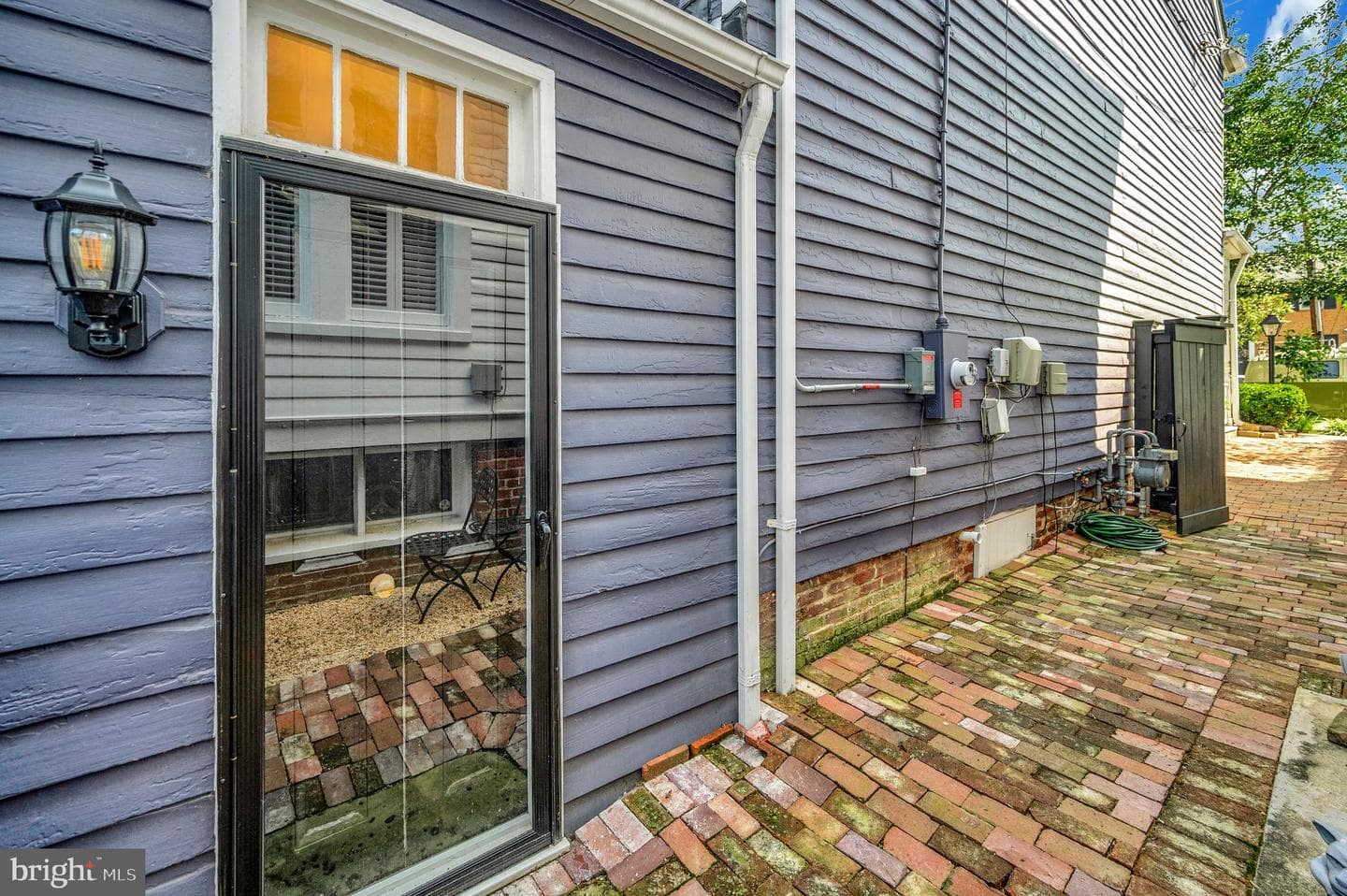1102 Prince Edward Street photo 59