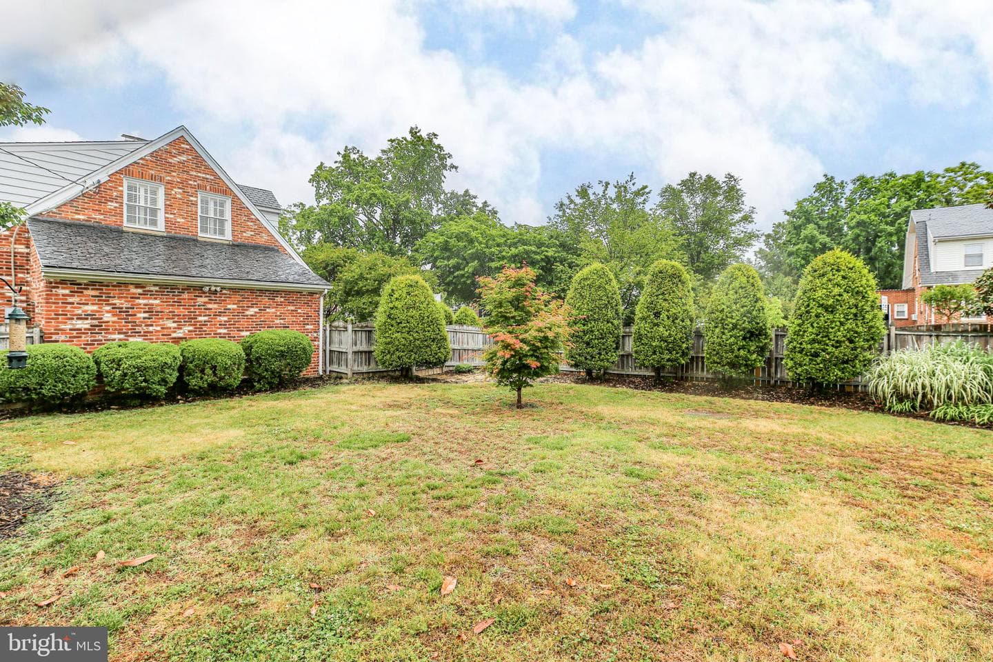 800 Sylvania Avenue photo 26