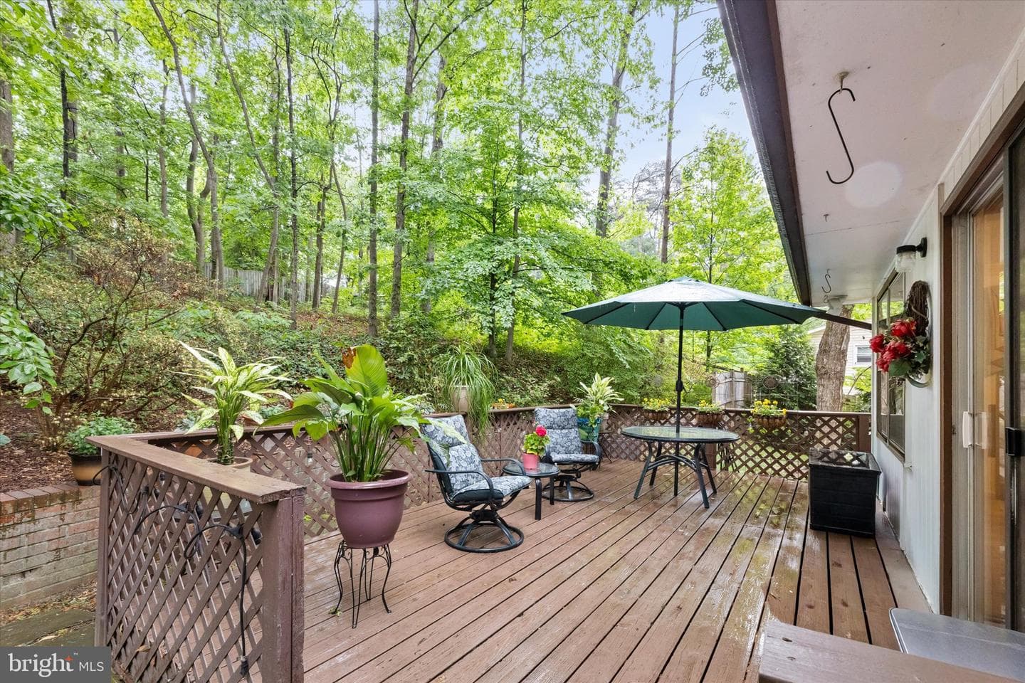 302 Altoona Drive photo 2