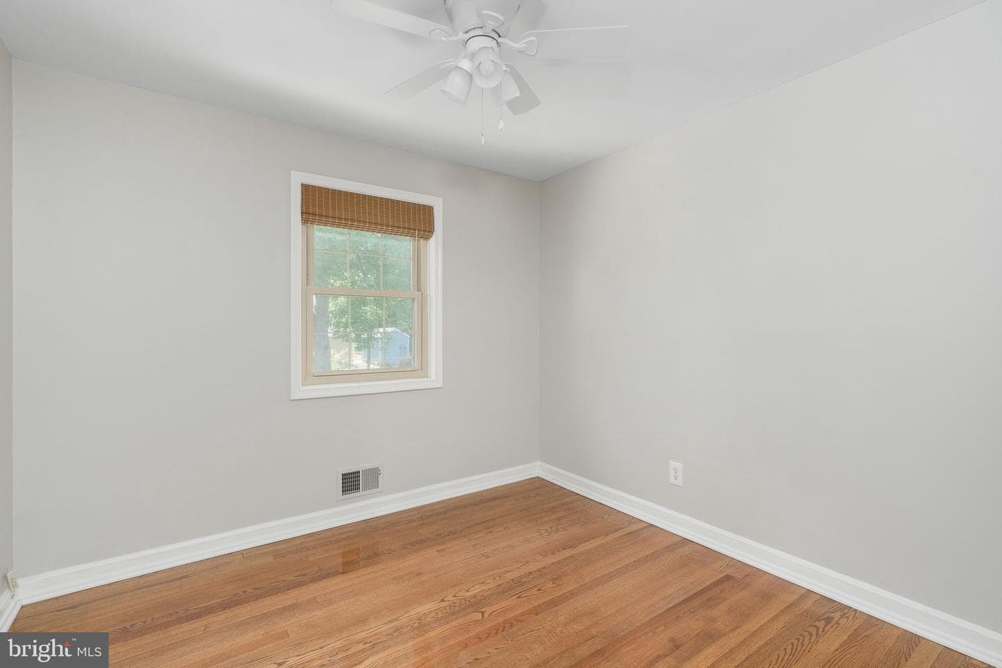 3204 Linden Avenue photo 40