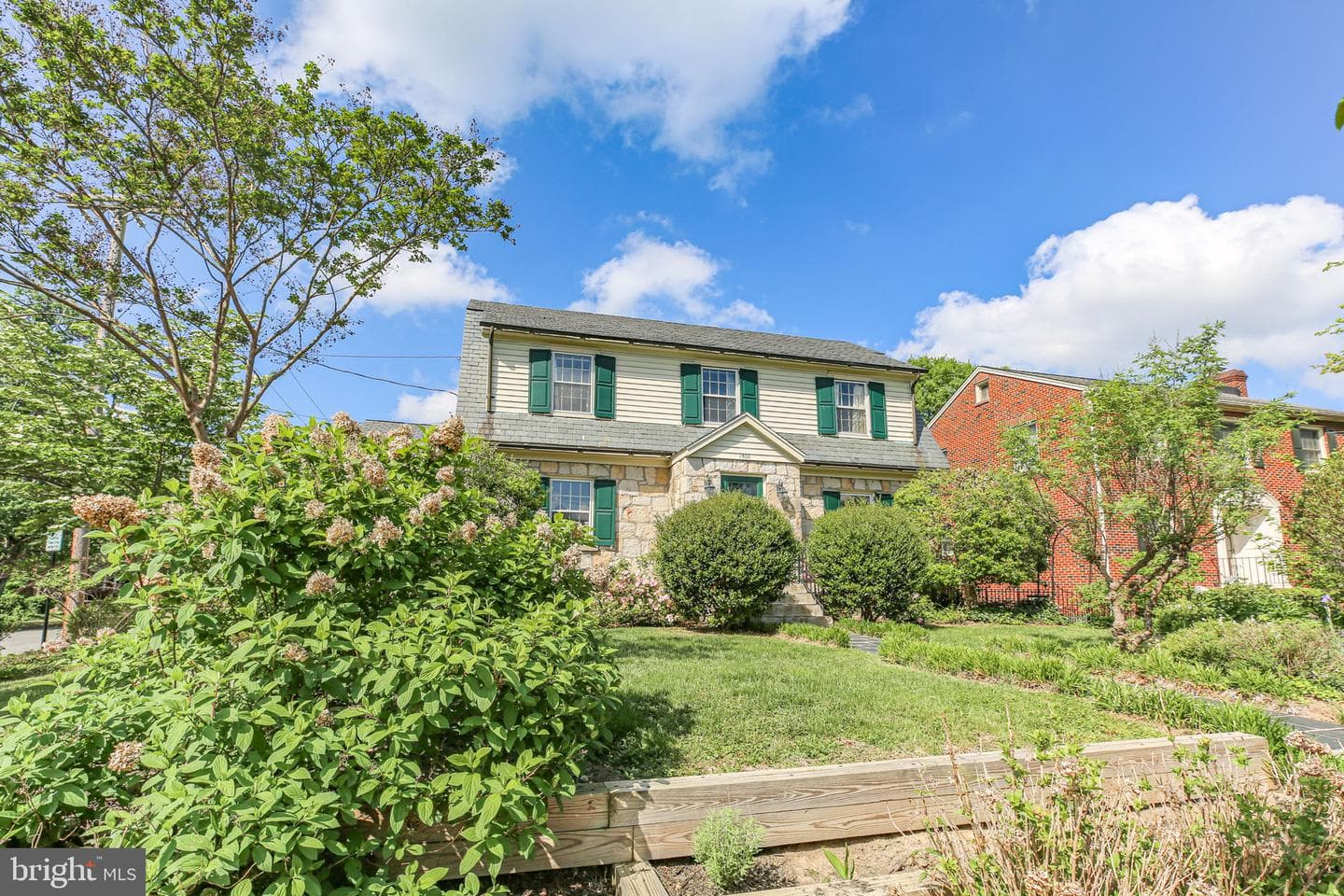 1500 Augustine Avenue, Fredericksburg