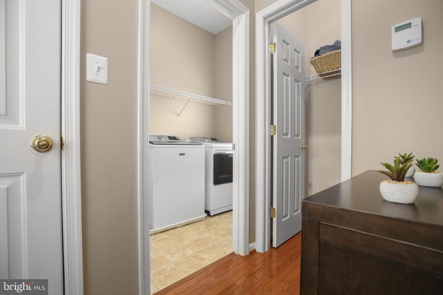 1002 W Kensington Circle photo 18
