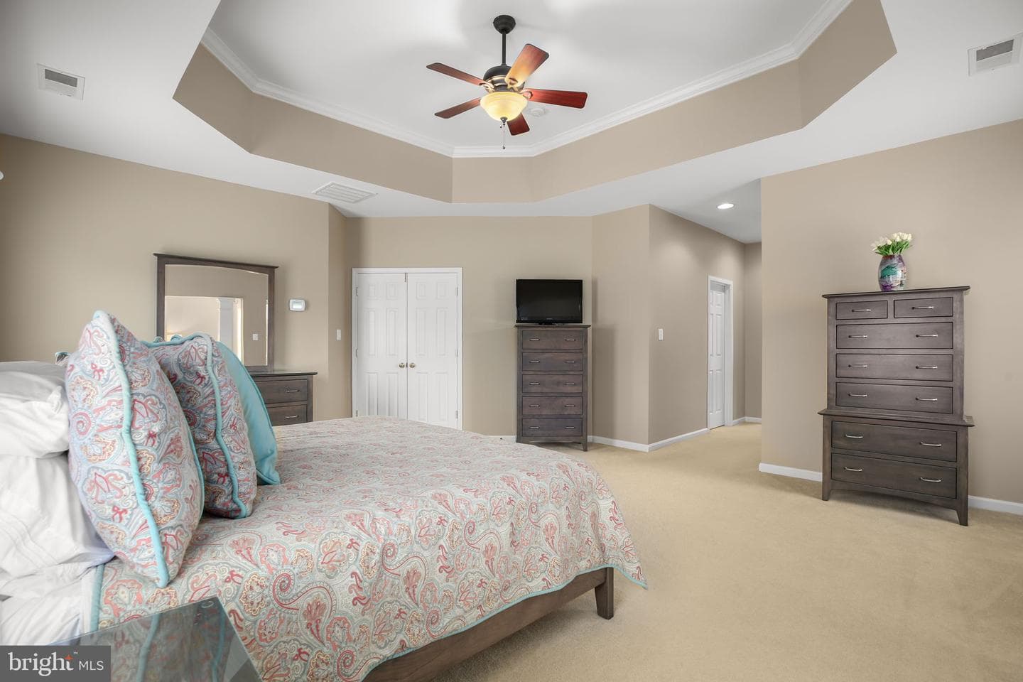 1002 W Kensington Circle photo 23