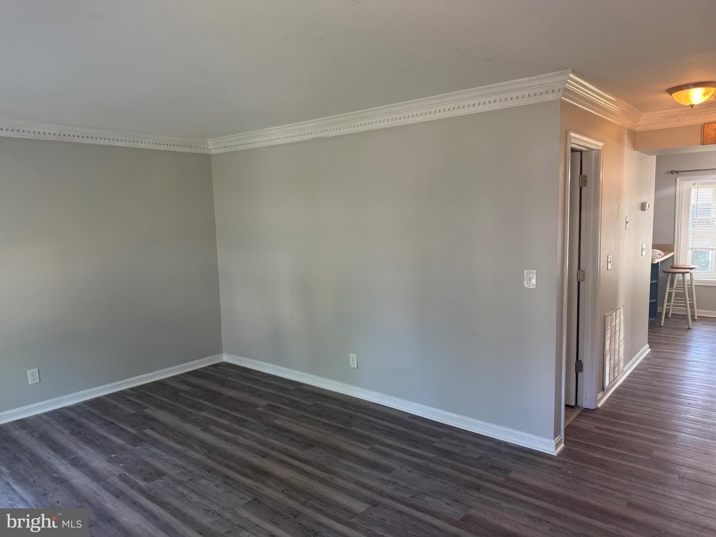 406 Canterbury Road photo 3