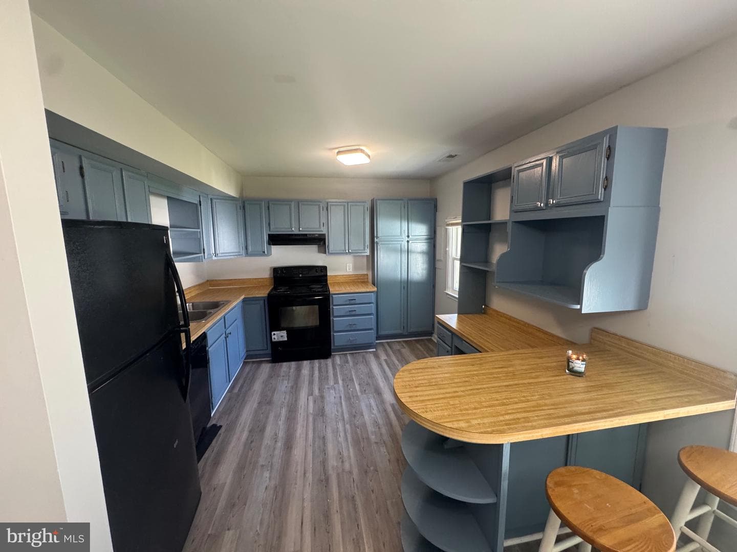 406 Canterbury Road photo 6