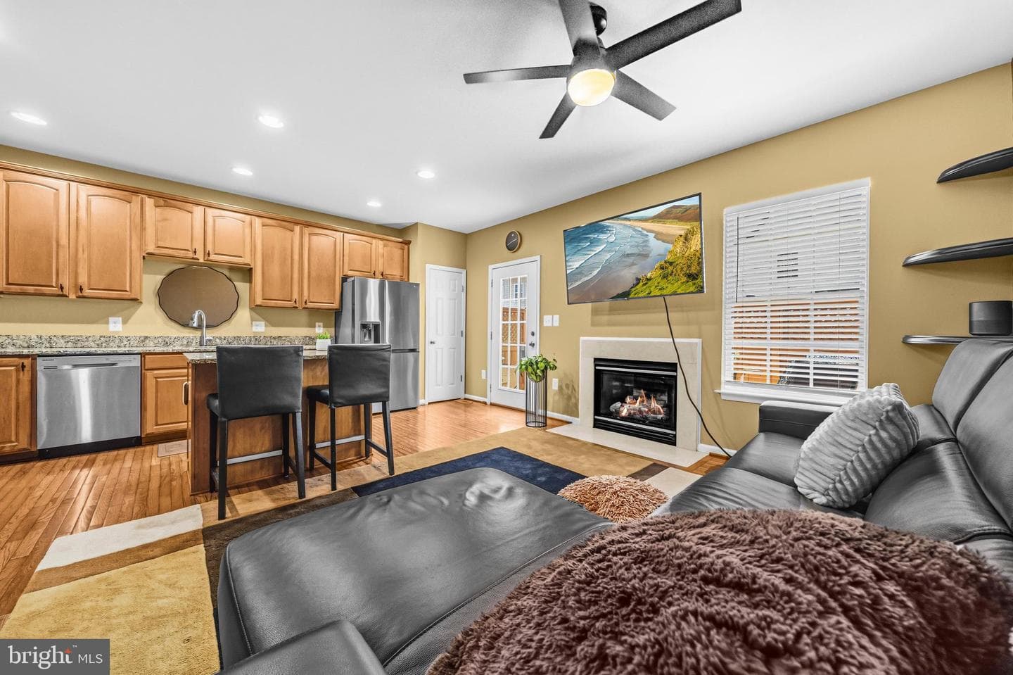 1203 Ellis Avenue photo 14