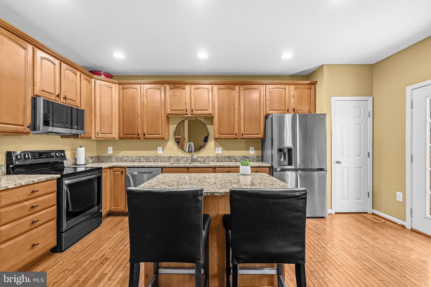 1203 Ellis Avenue photo 8
