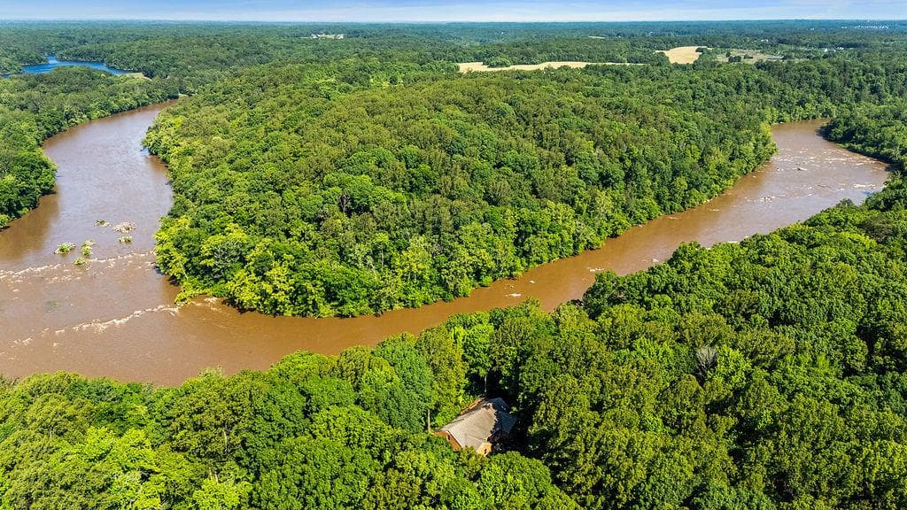 5513 River Road photo 61