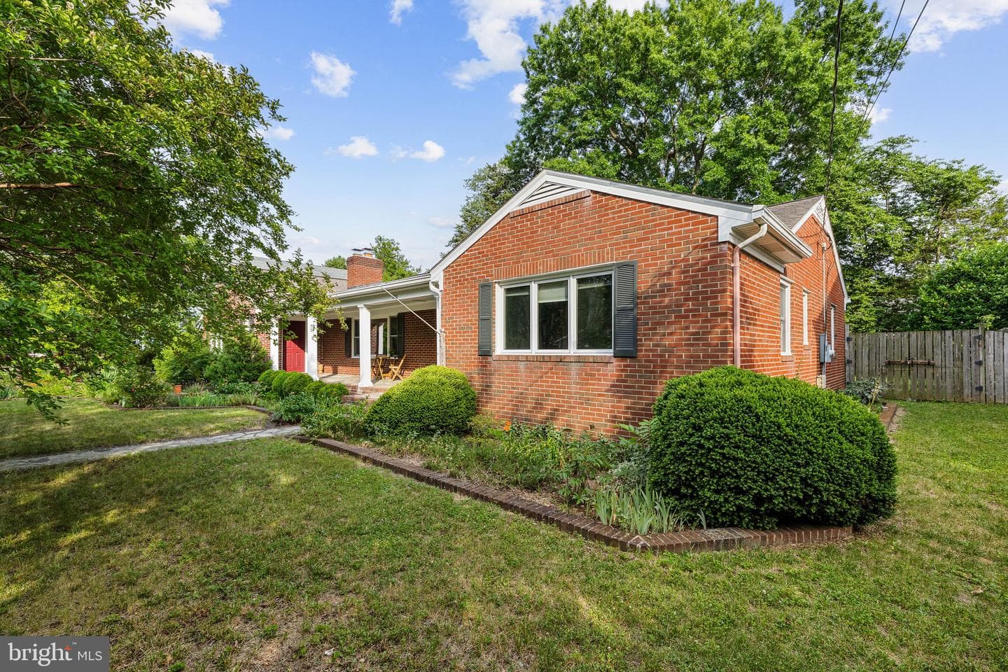 1420 Royston Street photo 8